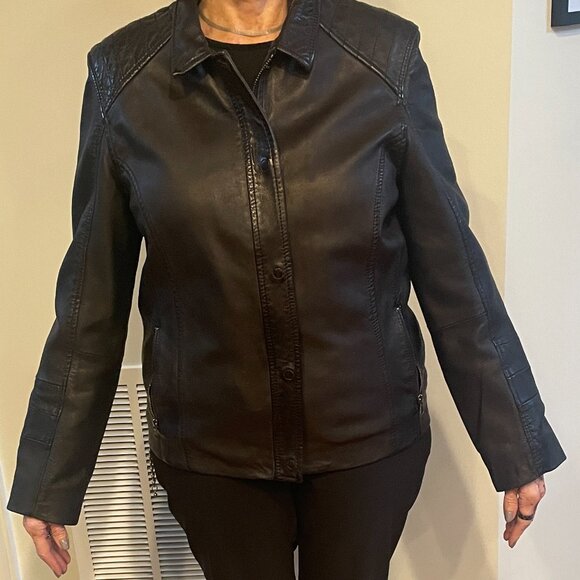 Carbon2Cobalt Women's Black Leather Jacket - Picture 2 of 5